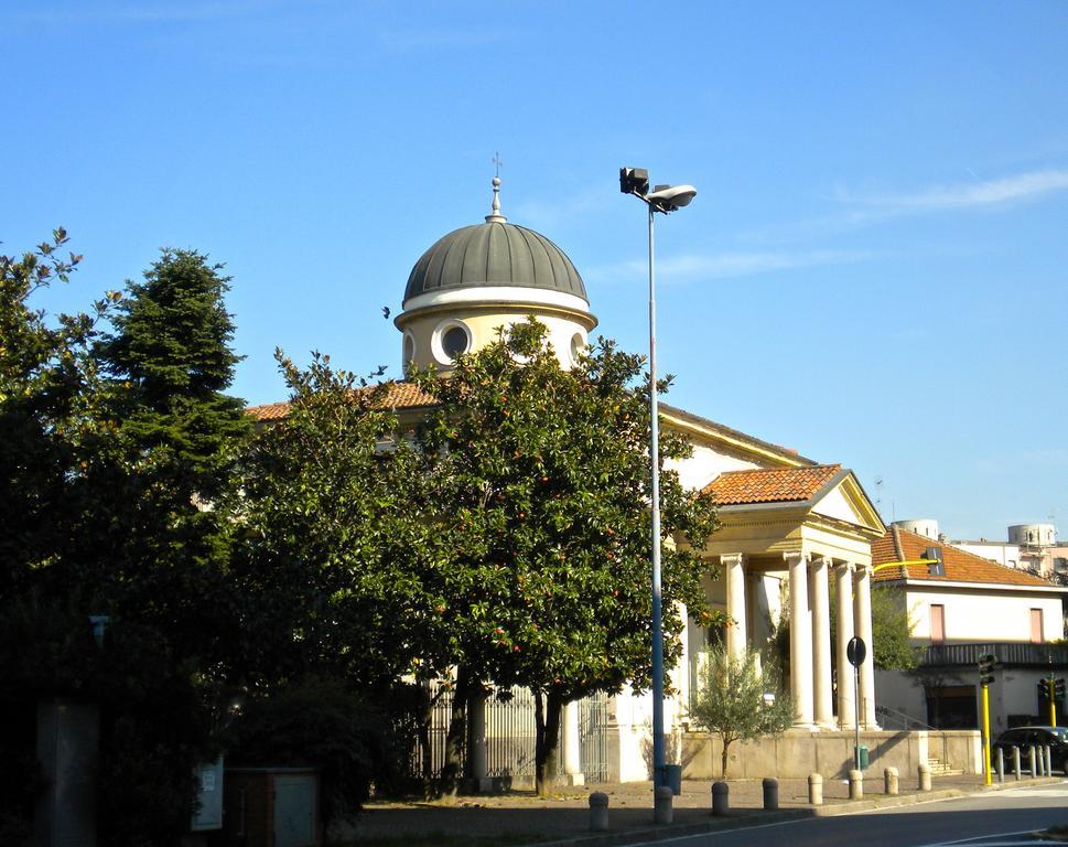 Top Suit Uno - Guest House Brugherio Exterior foto