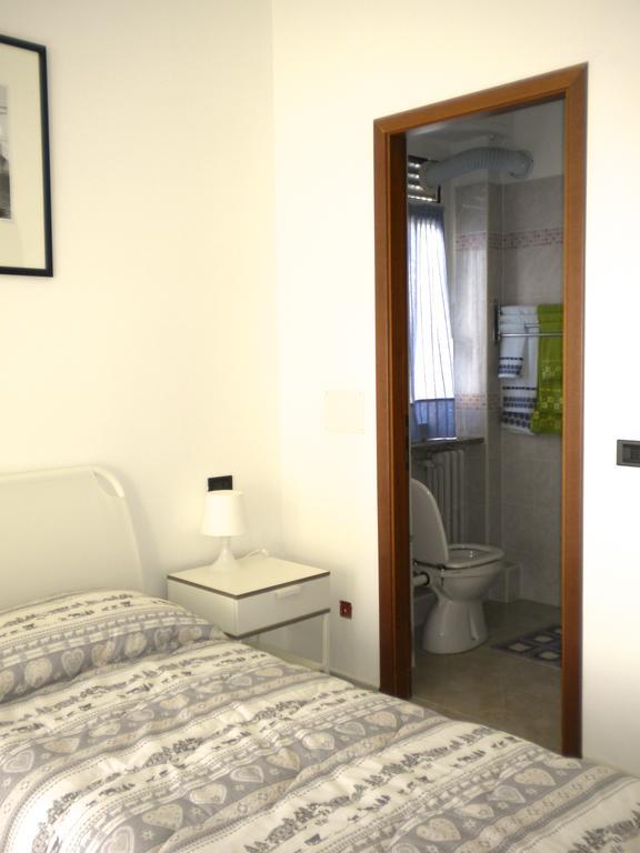 Top Suit Uno - Guest House Brugherio Exterior foto