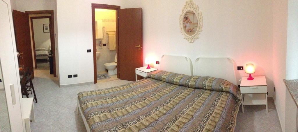 Top Suit Uno - Guest House Brugherio Quarto foto