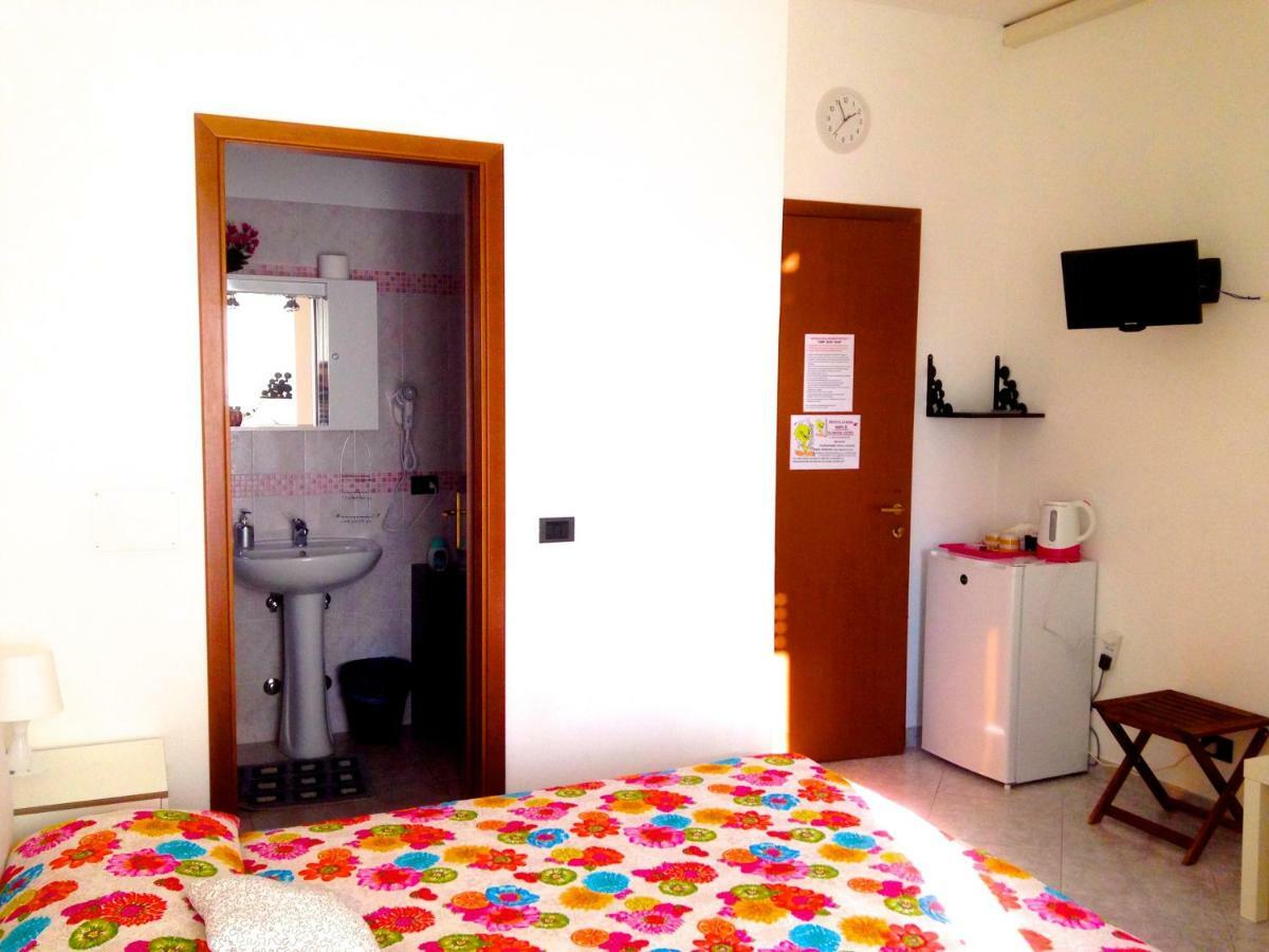 Top Suit Uno - Guest House Brugherio Quarto foto